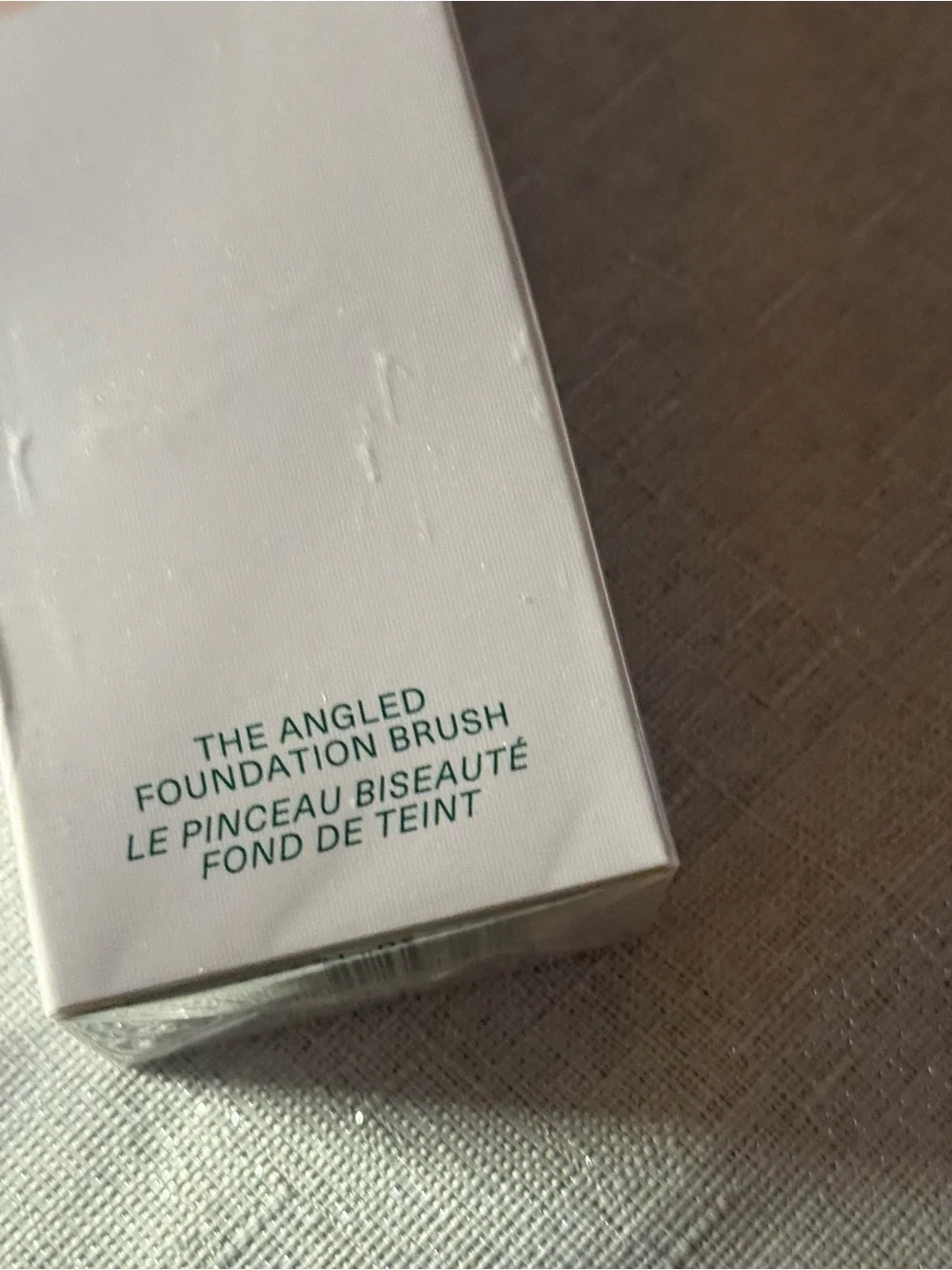 La Mer Skincolor Angled Foundation Brush New Sealed in Box